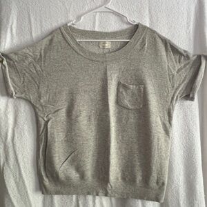 Aerie short sleeve, sweatshirt, roll sleeve, size xinelesh@gmail.com